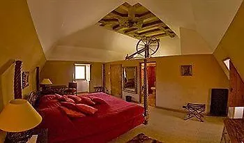 Chateau De Varillettes Hotel 3*